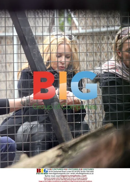 Kylie Minogue and Andres Velencoso at Melbourne Zoo
