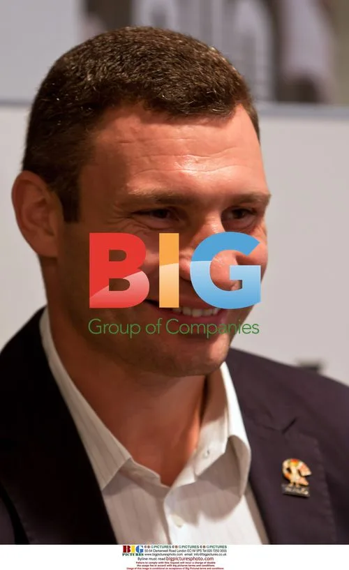Shannon Briggs Meets Vitali Klitschko