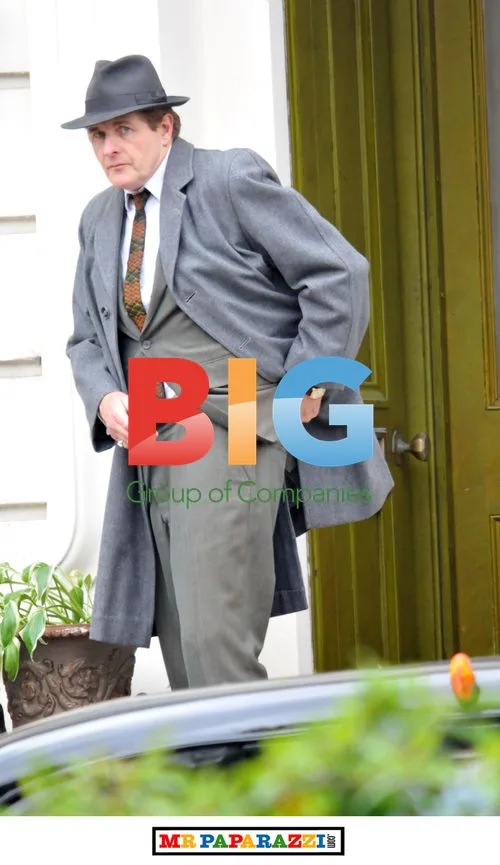 Robert Bathurst filming Hattie Jacques