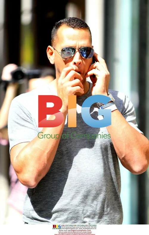 Alex Rodriguez Spotted Going to Lunch