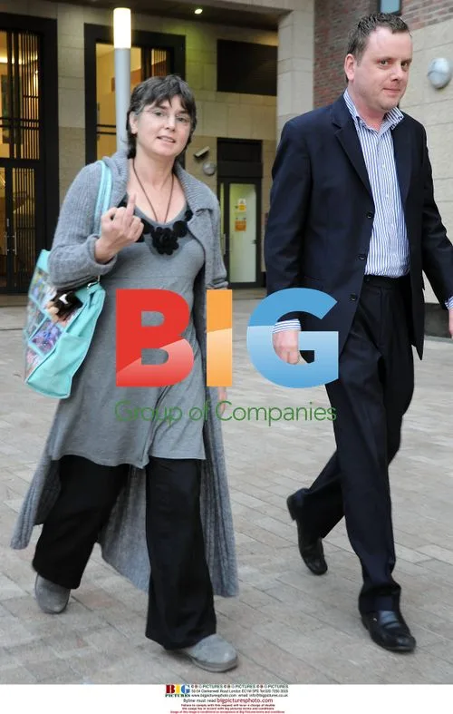 Sinead O'Connor leaves cinema with mystery man