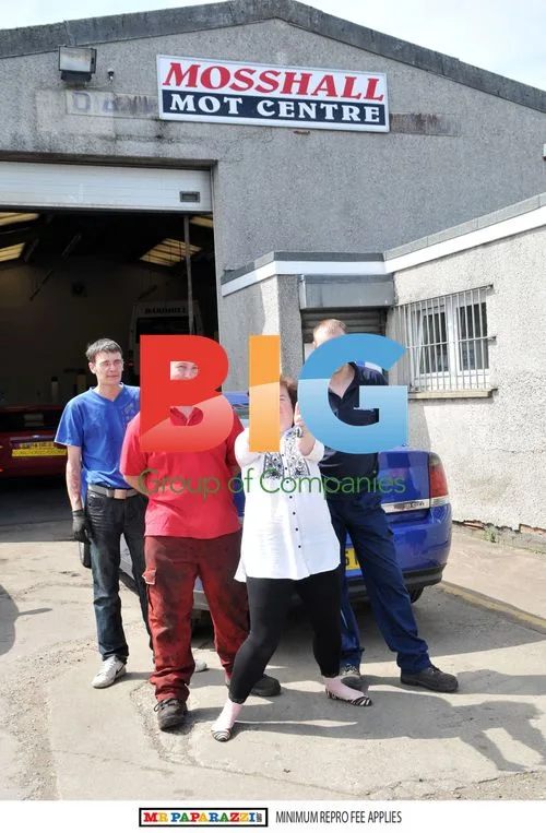 Susan Boyle Enjoys Day with Mechanics