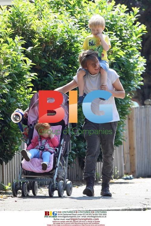 Mark Owens takes kids for park walk