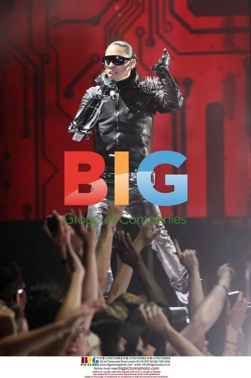 The Black Eyed Peas Perform in Paris