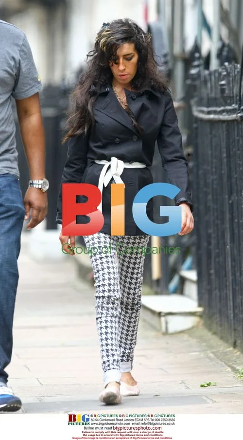 Amy Winehouse Spotted Shopping