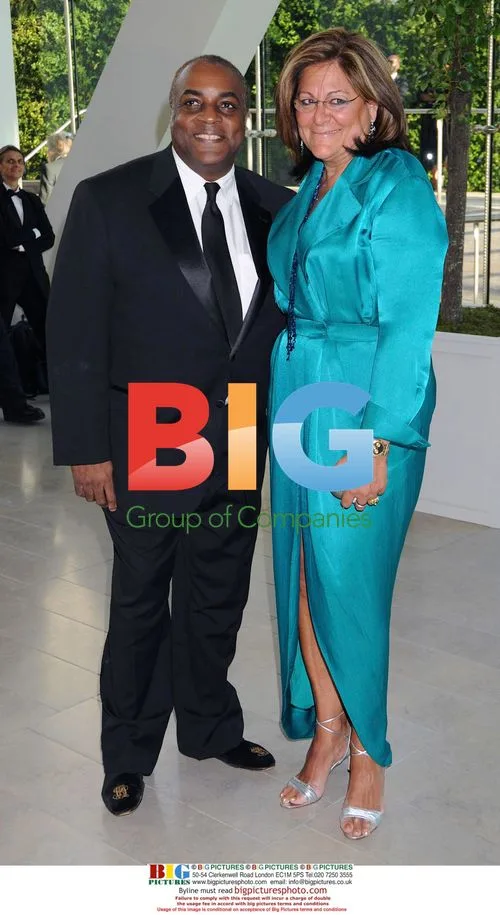 Jeffrey Banks and Fern Mallis at 2010 CFDA Awards