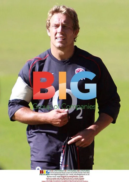 Jonny Wilkinson trains with England rugby team