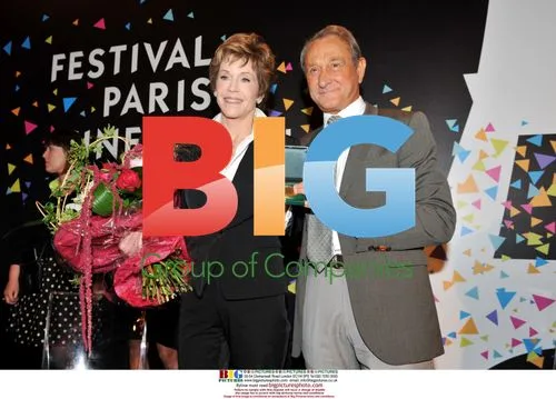 Jane Fonda receives Paris City Medal