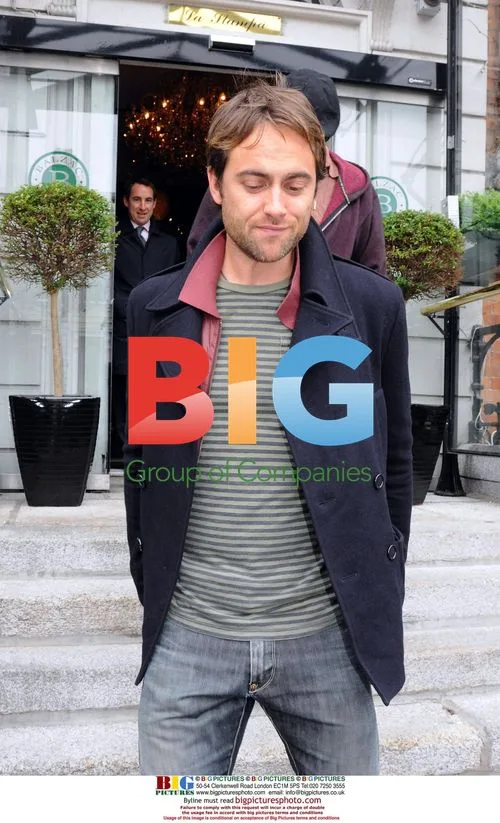 Stuart Townsend spotted in Dublin after Theron split