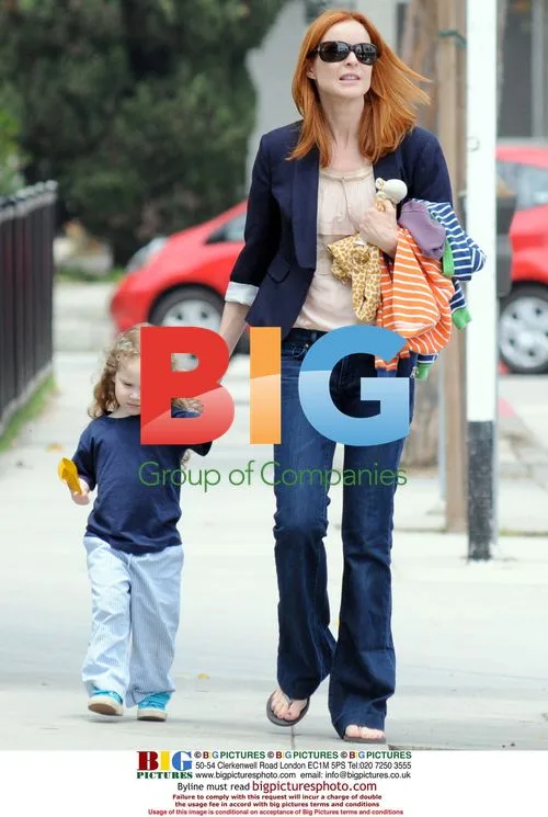 Marcia Cross Picks Up Daughter