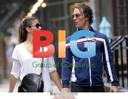 Matthew McConaughey and Camila Alves Shop in TriBeCa