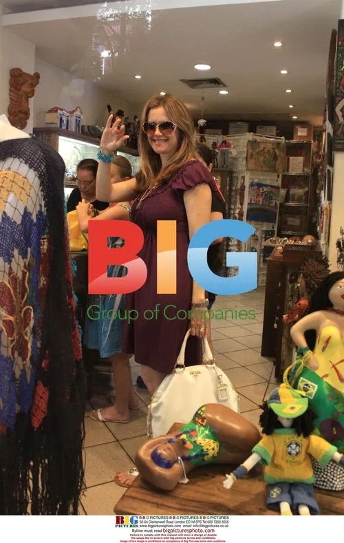 Kelly Preston Pregnant Shopping in Rio