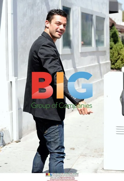 Dominic Cooper Feeds Meter in Beverly Hills