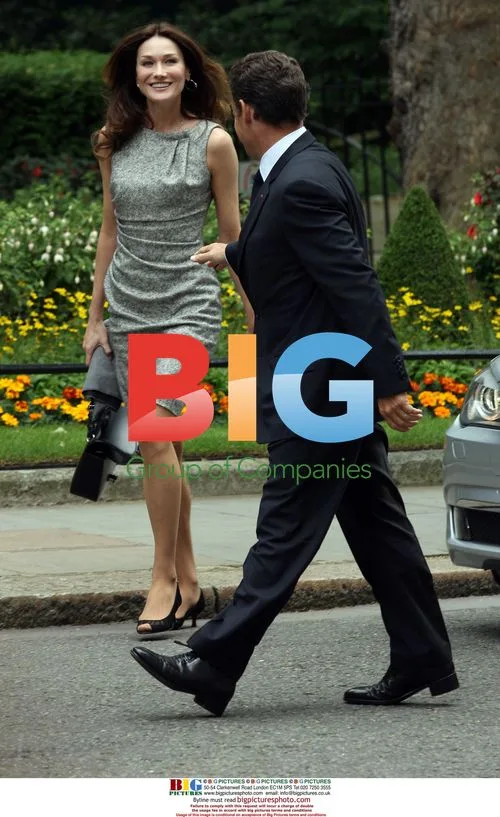 Sarkozy and Bruni arrive at Downing St