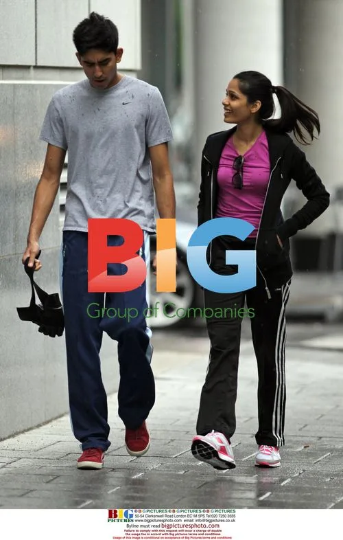Slumdog Millionaire Couple in Montreal