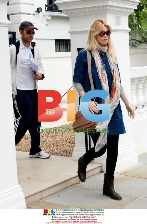 Claudia Schiffer Registers Baby in London