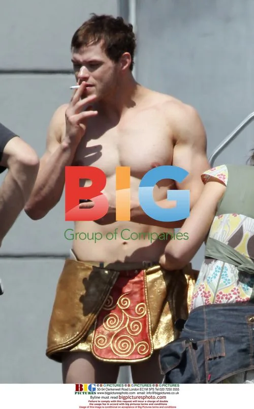 Kellan Lutz getting sized up for 'Immortals' costume