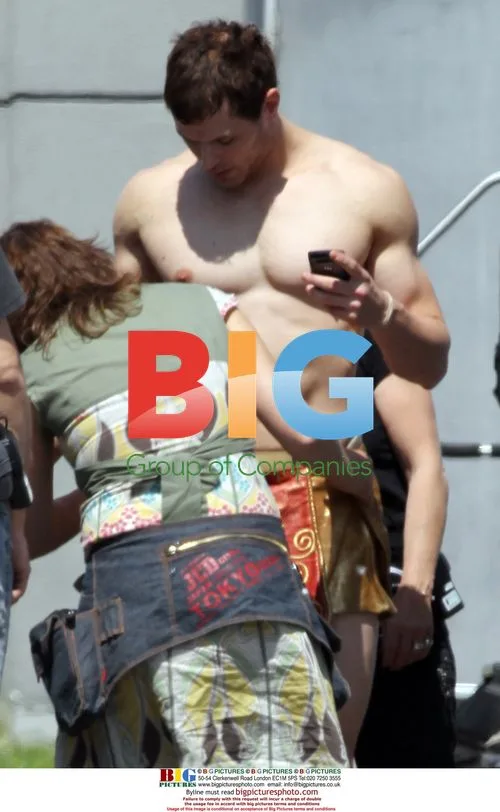 Kellan Lutz Sized Up for Immortals