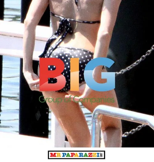 Liam Gallagher and Friends Vacation in Italy