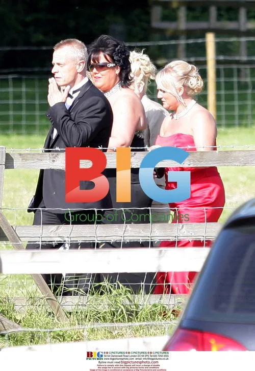 Celebs Attend Celebrity Make-up Artist\'s Wedding