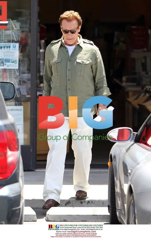 Arnold Schwarzenegger Family Outing