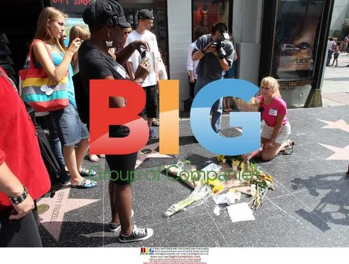 Fans at Michael Jackson's Hollywood Star