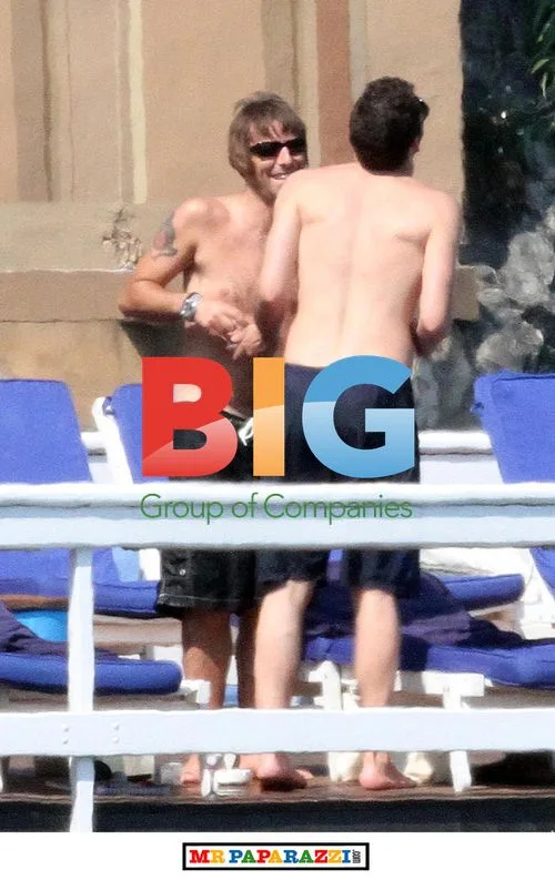Liam Gallagher, Nicole Appleton and friends in Italy