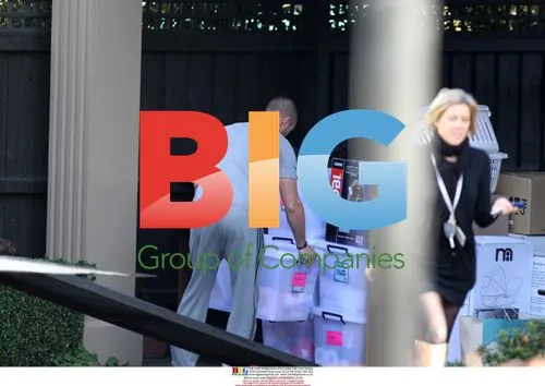 Dannii Minogue and Kris Smith Move Out