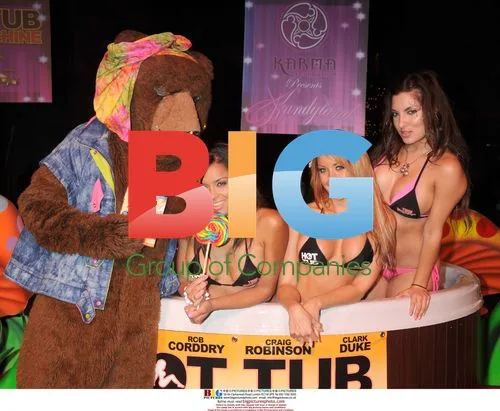 Hot Tub Girls at Kandyland V Benefit