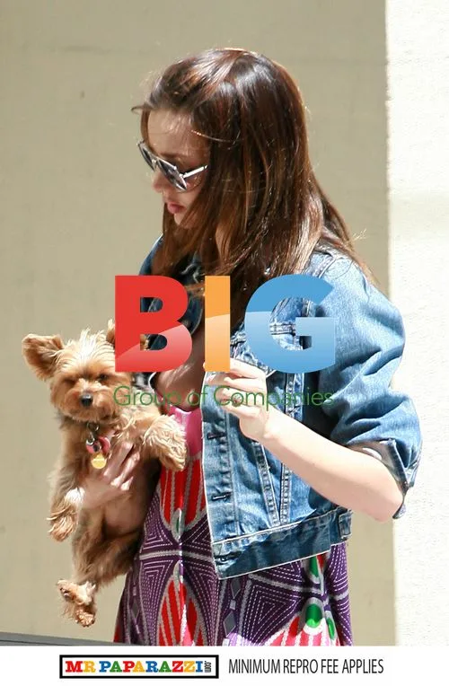 Miranda Kerr Engagement Ring Sighting