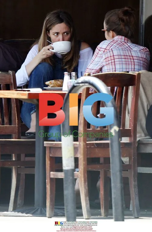Rose Byrne Lunches in West Hollywood