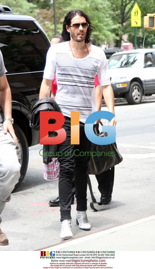 Russell Brand Arrives at NYC Hotel
