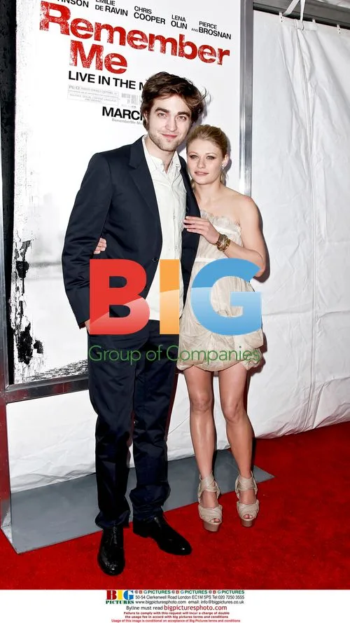 Robert Pattinson and Emilie de Ravin at "Remember Me" Premiere