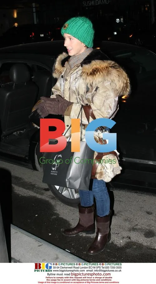 Johnny Weir Shopping in NYC