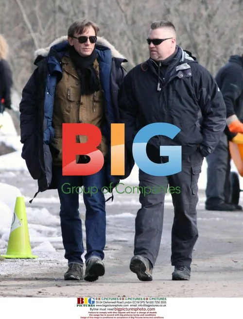 Daniel Craig on "Dream House" Set