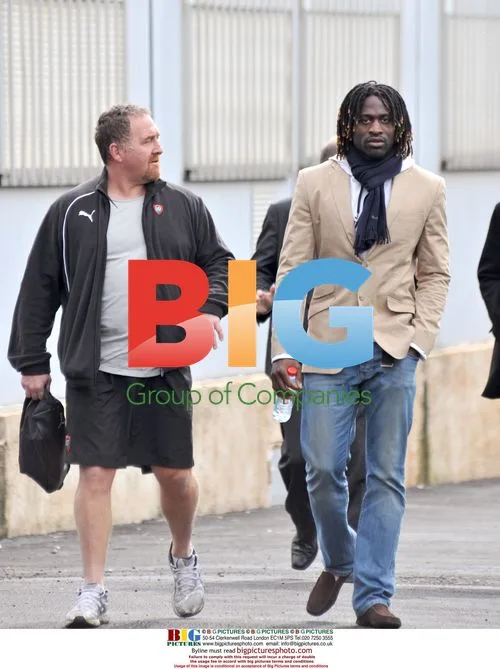 Paul Sackey joins Toulon rugby team