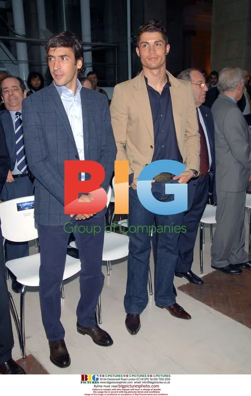 Cristiano Ronaldo and Raul Gonzalez at Champions League Final