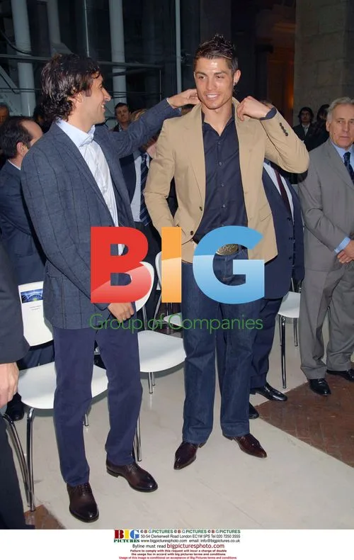 Cristiano Ronaldo and Raul Gonzalez at Champions League Final