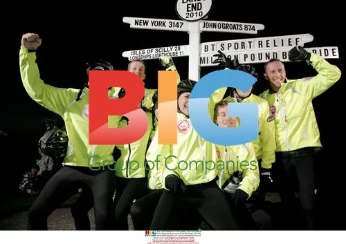 Celebrities Cycle for Sports Relief