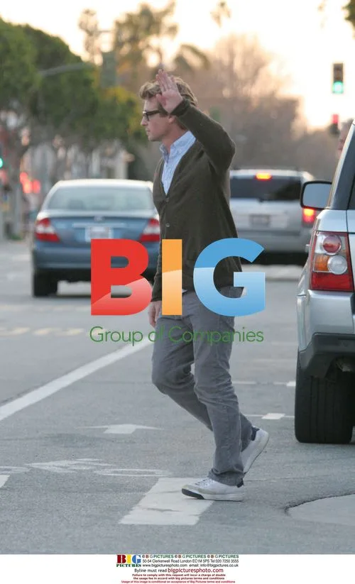Simon Baker in Santa Monica