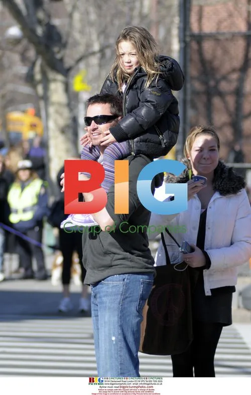 Hugh Jackman & Family Pick Up Daughter From School