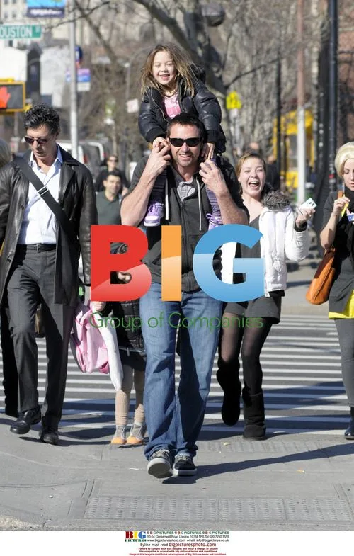 Hugh Jackman picks up daughter from school