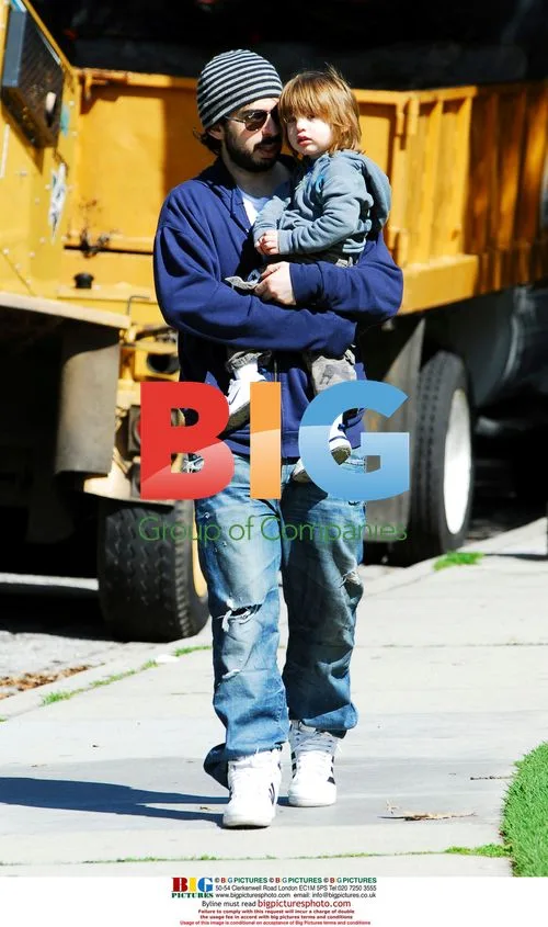 Jordan Bratman with son Max at park