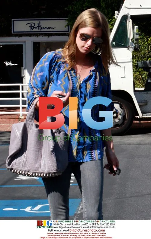 Nicky Hilton Leaving Fred Segal in LA