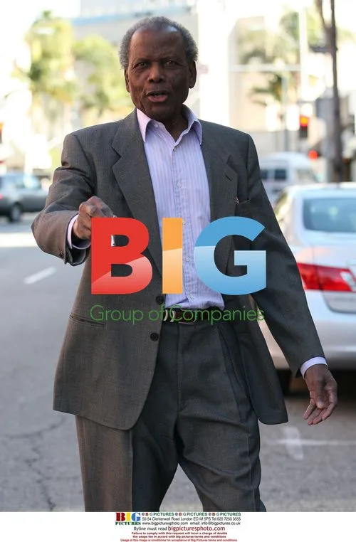Sidney Poitier Shoe Shopping in Beverly Hills