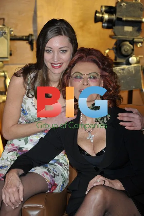 Sophia Loren and Margareth Made at Photocall
