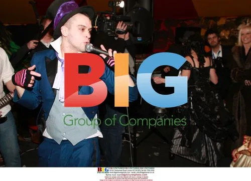 Big Brother 7 winner's fancy dress wedding