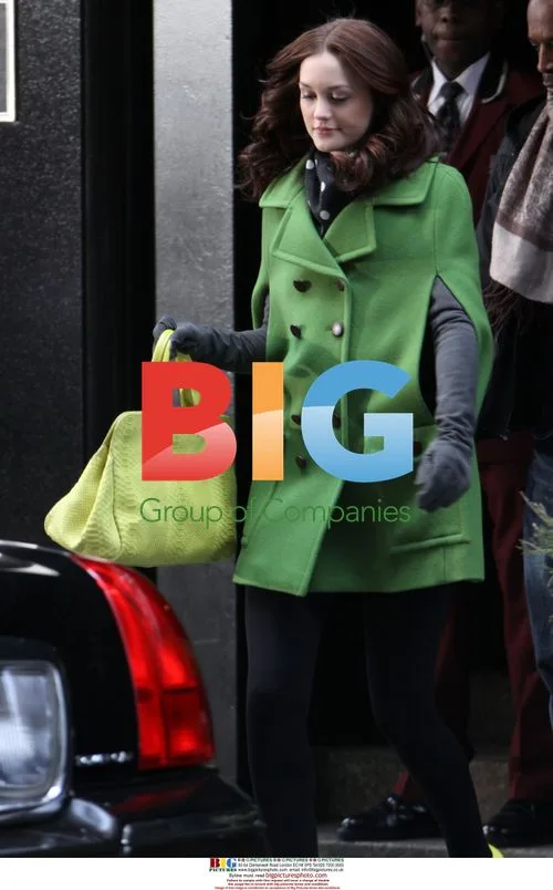 Leighton Meester Filming 'Gossip Girl'