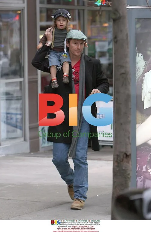 Matthew McConaughey with son at Central Park Zoo