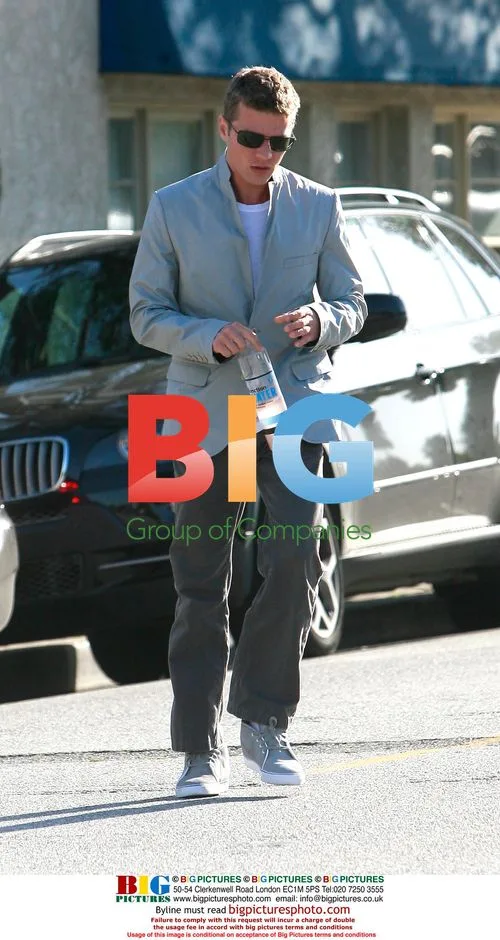 Ryan Phillippe Leaves Salon in Beverly Hills